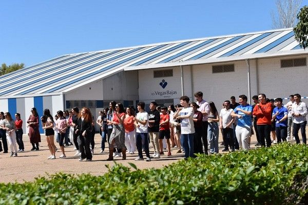 15 diadelcentro 01